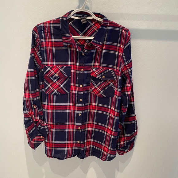 Streetwear Society • Long sleeve plaid button down - Picture 4 of 6